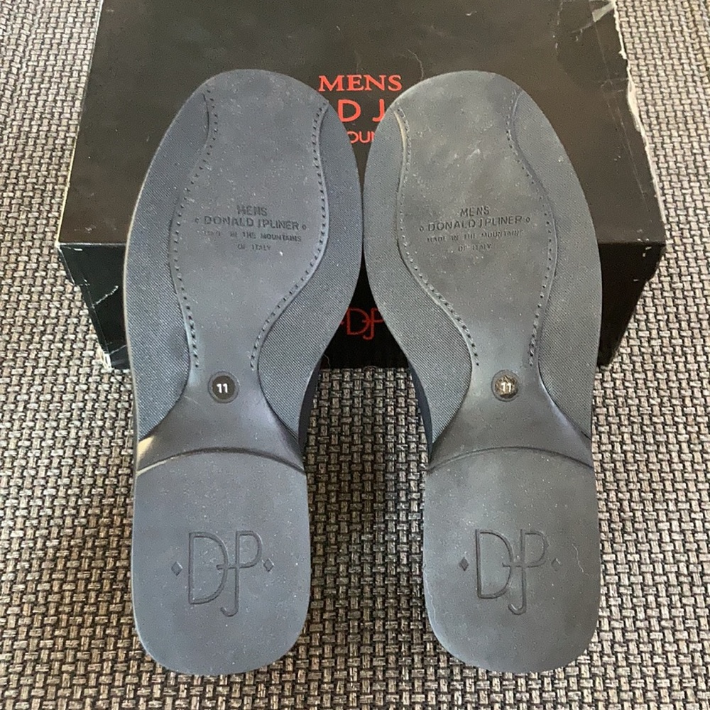 Men’s Donald J Pliner - Picture 5 of 6